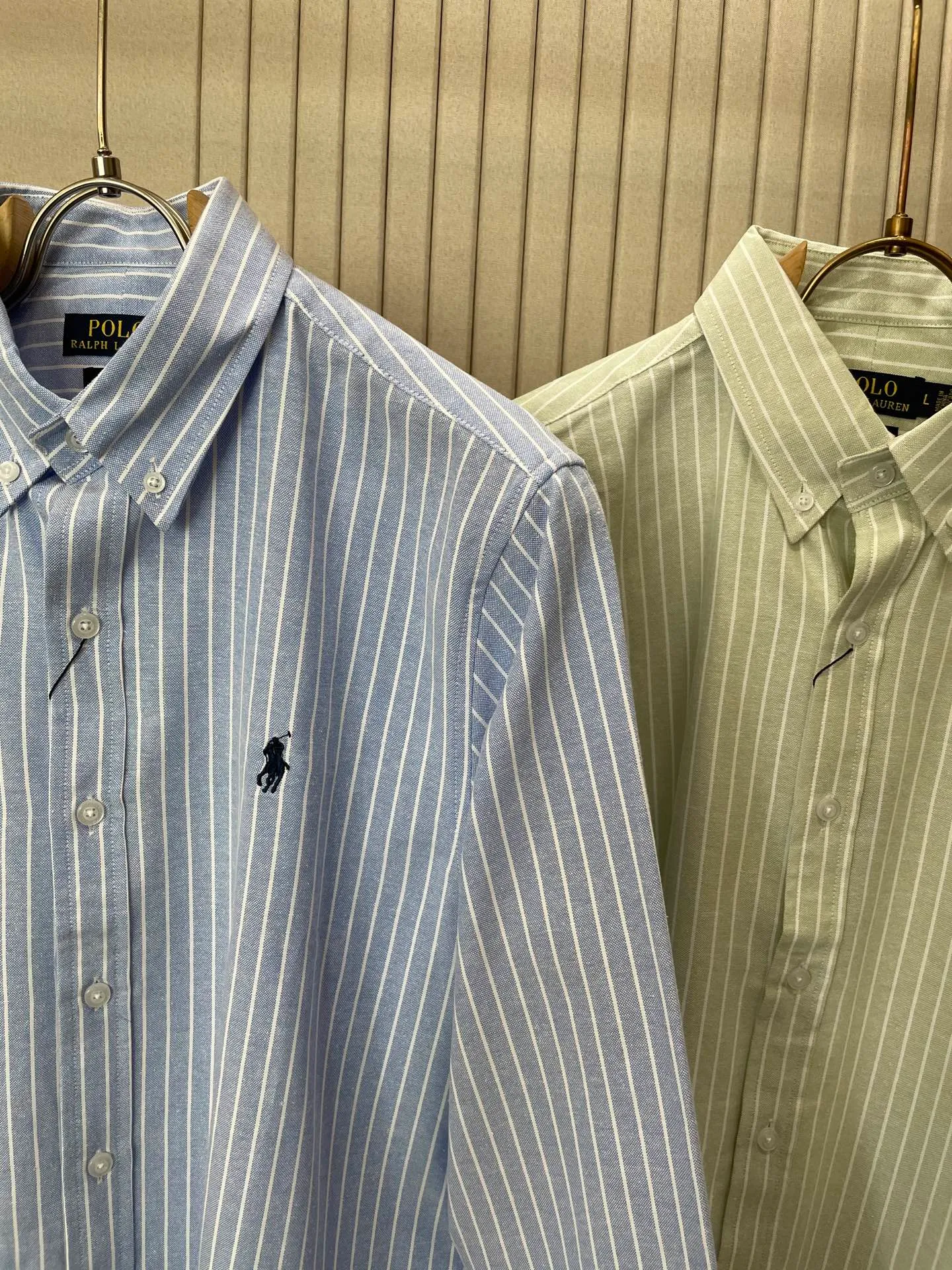 P220 🌸🌸🌸 POLO Ralph Lauren [High Quality] Classic shirt! The classic casual shirt made of pure cotton Oxford cloth has a unique design. It has a simple, clean and classic silhouette design. It is a versatile style that can be switched at will. The fabric feels soft and delicate, highly breathable, and is close to the skin and comfortable to wear. It can be worn alone as an inner layer. Its versatile performance is beyond your imagination! The upper body of the ready-to-wear is simple and classic yet elegant! Size:M-XXL